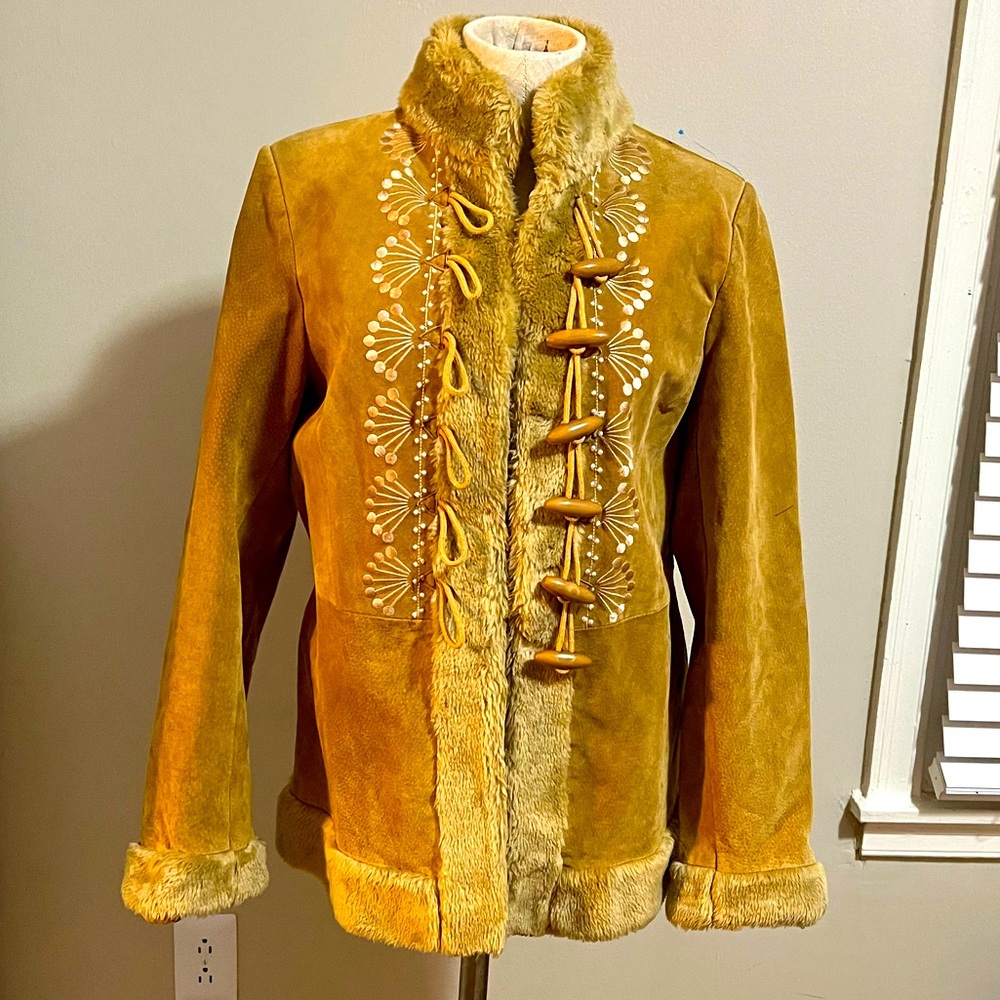 Bagatelle camel color suede leather coat size 12